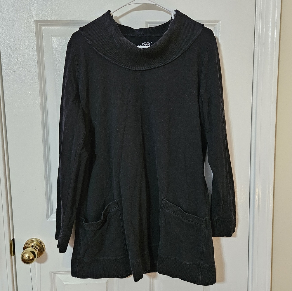 Black turtle neck long sleeve top